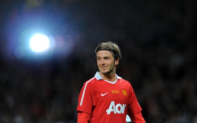 尊皇国际热评-乌克兰队更衣室赛后气氛热烈