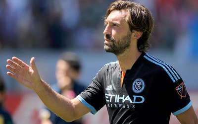 尊皇国际精华-亚马尔已入选欧冠最佳阵容