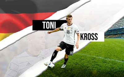 尊皇国际快讯-劳塔罗赛后累瘫在草地上